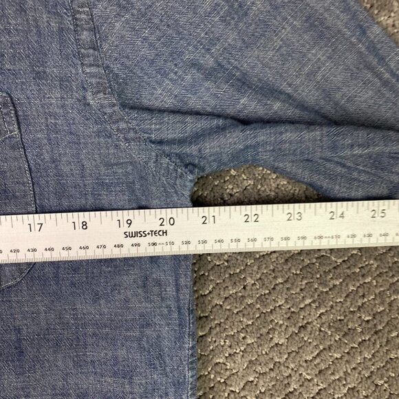 J. CREW Chambray Shirt Men's Medium Blue Button Up Down Cotton - Picture 7 of 8